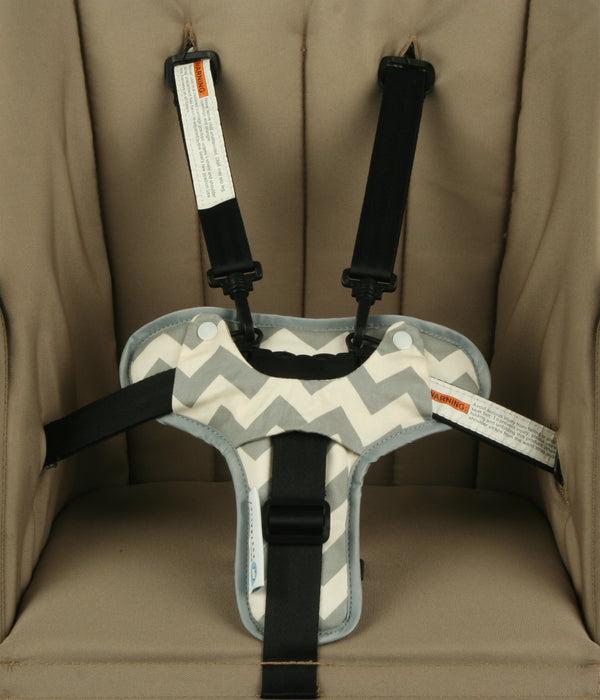 Harness & Buckle Cosy - Grey Chevron
